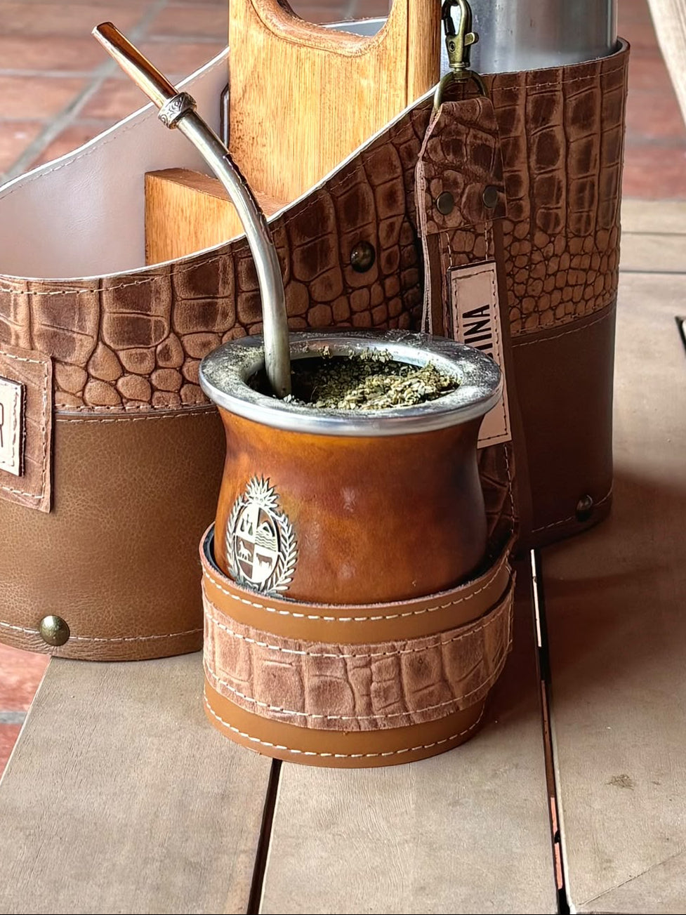 Posa mate de cuero