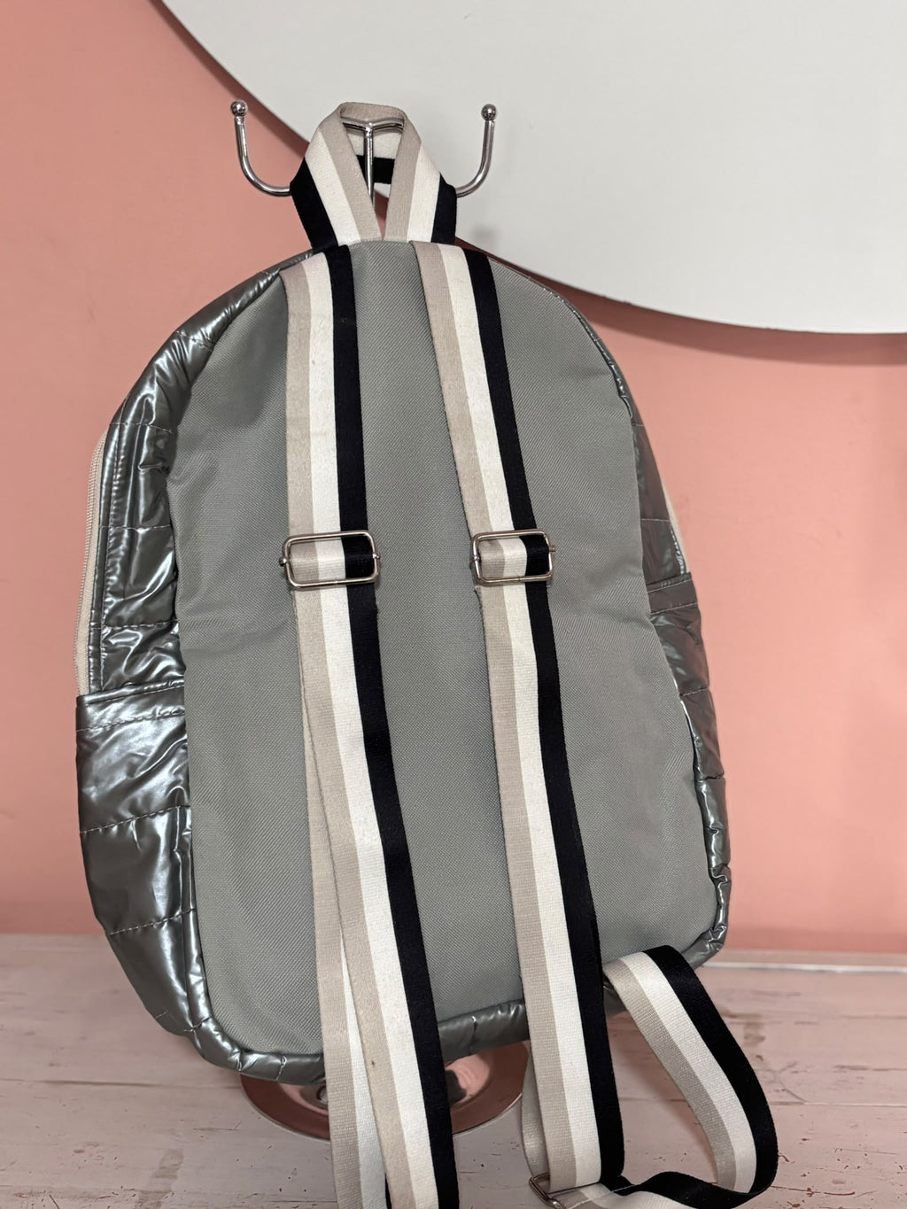 SALE Mochila puffer
